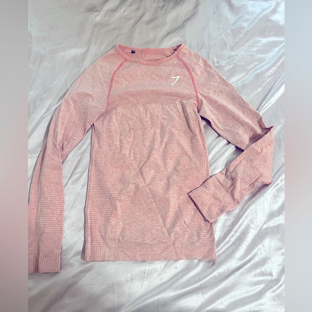 Seamless active top